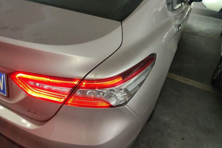 Used Toyota Camry 2018 2.0G Luxury Edition