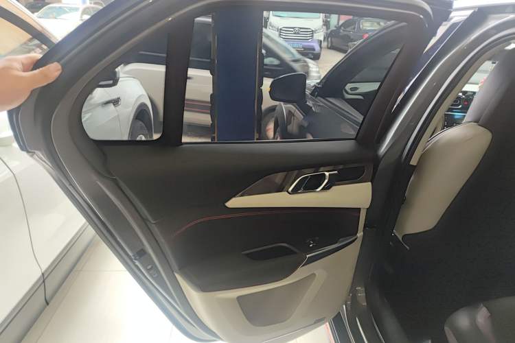 Used Lynk & Co 02 2018 1.5T DCT Two-Wheel Drive Zhaoban China V Standard
