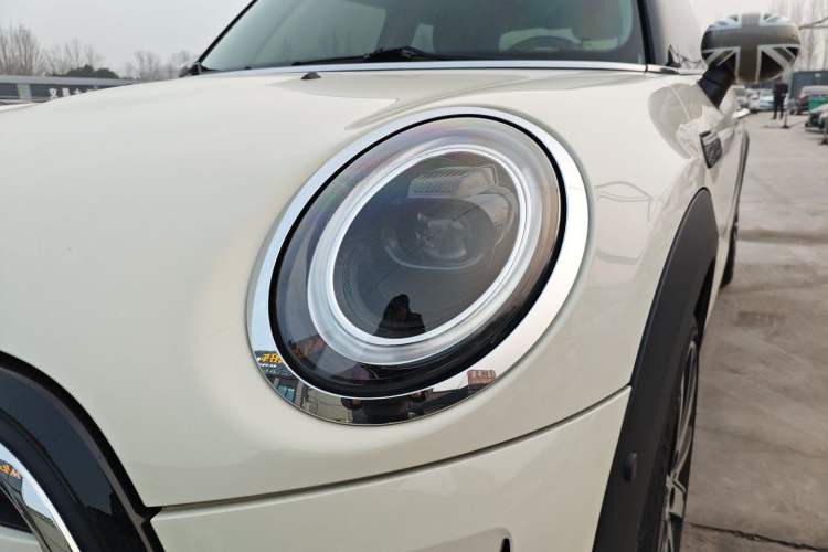 Used  MINI 2023 1.5T COOPER Artist