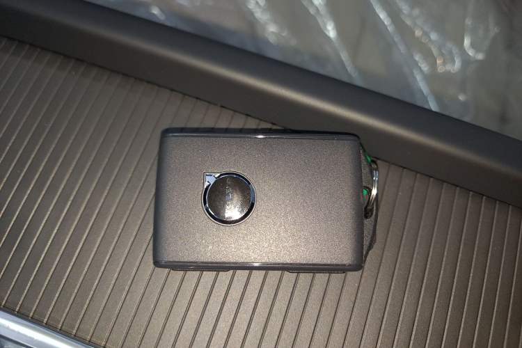 Used Volvo XC60 2026 B5 4x4 Smart Luxury Edition