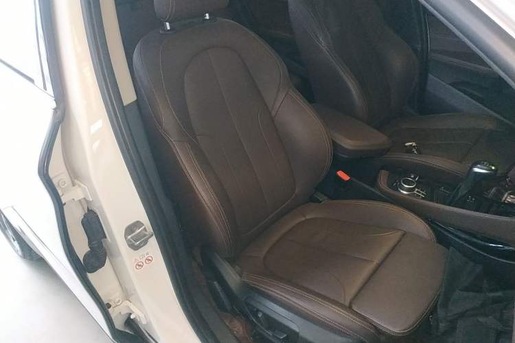 Used BMW X1 2019 xDrive20Li Luxury Model