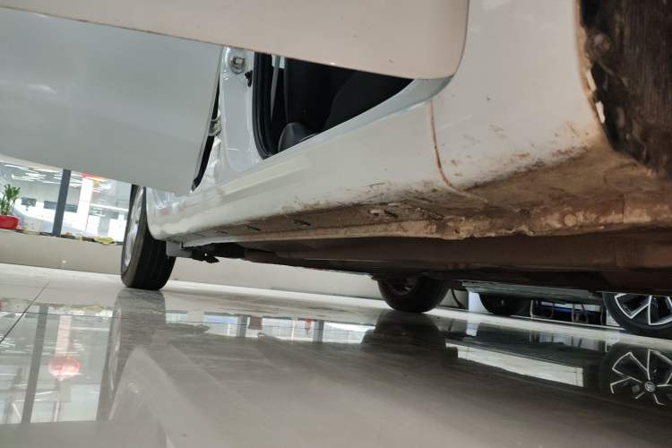 Used Kia K2 2015 Sedan 1.4L MT GLS
