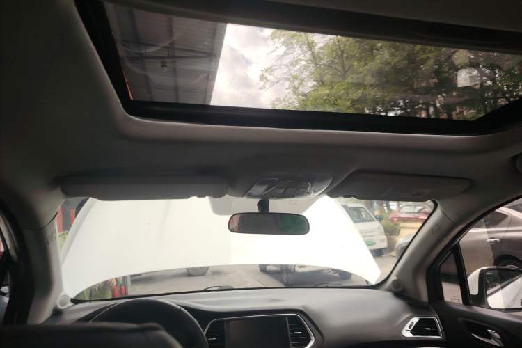 Used GAC Trumpchi GS4 2017 235T G-DCT Two-Wheel Drive Luxury Edition