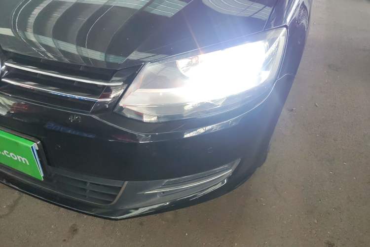 Used Volkswagen Sharan 2014 2.0 TSI Standard Model
