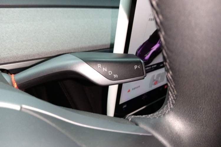 Used Tesla Model Y 2023 Rear-Wheel-Drive Version