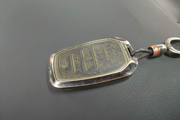 Used Toyota Granvia 2023 2.5L Hybrid Prestige PLUS Edition