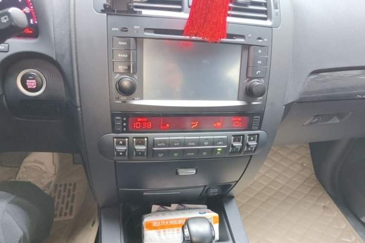 Used Kia Borrego 2015 3.8L Luxury Edition China IV