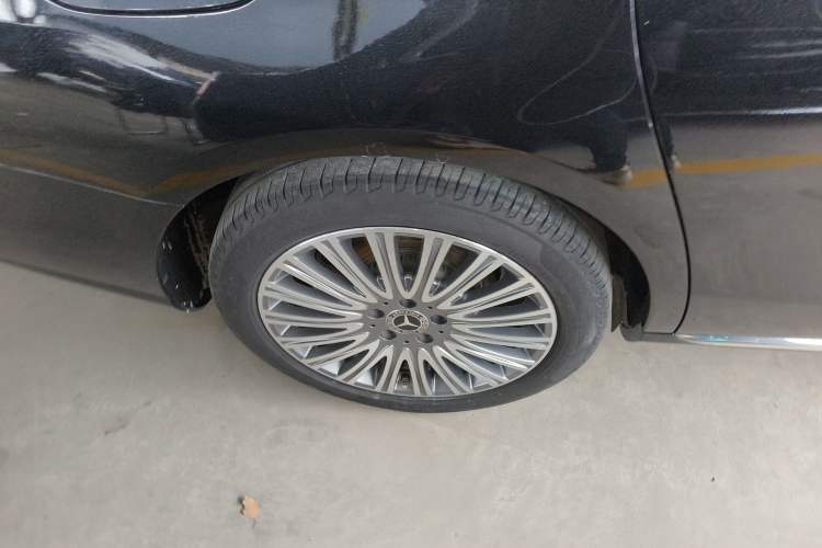 Used Mercedes-Benz E-Class 2022 Second Facelift E 300 L Fashion Edition