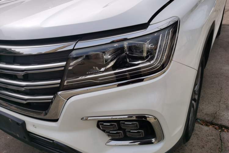 Used Roewe RX8 2019 30T Two-Wheel Drive Supreme Flagship Edition