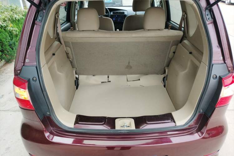 Used Nissan Livina 2013 1.6XE CVT Comfort Edition
