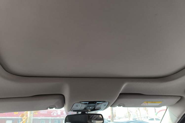 Used GAC Trumpchi GS8 2017 320T Two-Wheel Drive Luxury Smart Connectivity Version (7 Seats)
