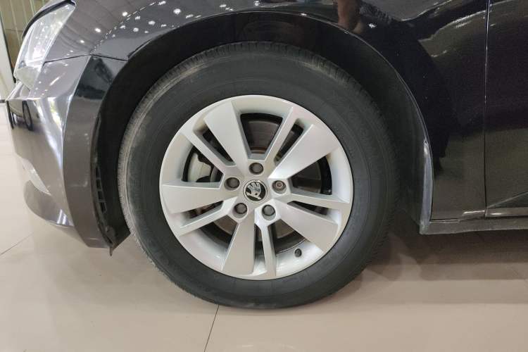 Used Skoda Superb 2016 TSI280 DSG Advanced Edition
