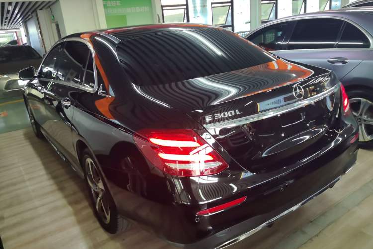 Used Mercedes-Benz E-Class 2019 E 300 L Sport Luxury Edition
