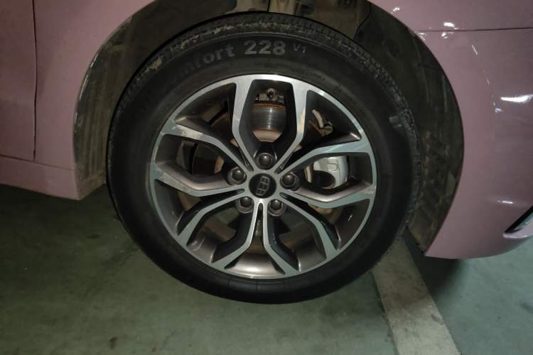 Used Geely Auto Emgrand GT 2017 2.4L Luxury Model