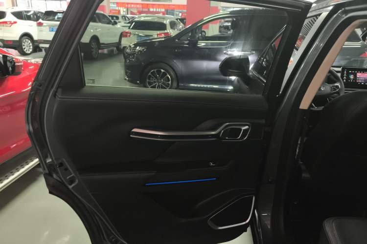 Used Geely Auto Haoyue 2020 1.8TD DCT Flagship 7-Seater
