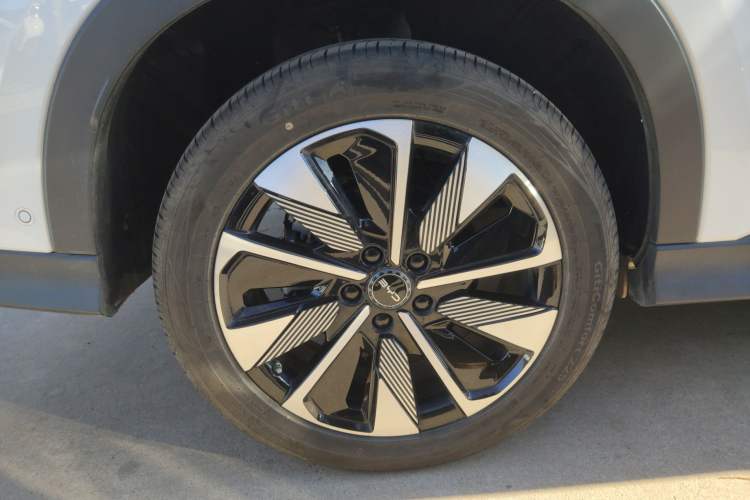 Used BYD Song PLUS New Energy 2025 EV Intelligent Driving Version 520km Premium Model
