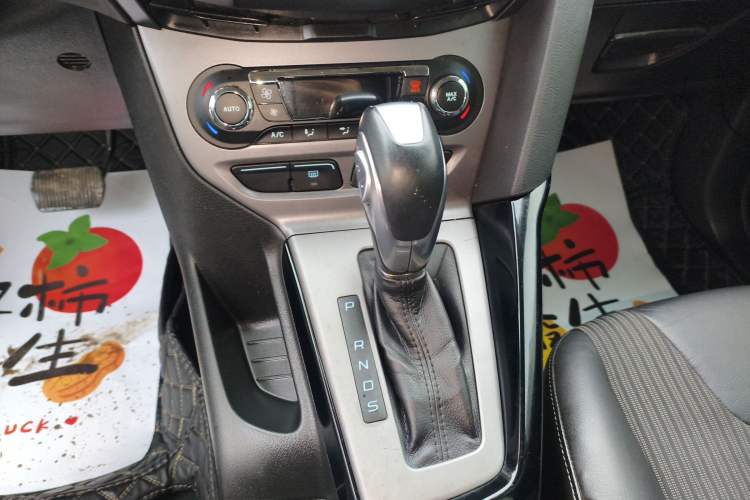 Used Ford Focus 2012 Hatchback 1.6L Automatic Fashion Edition
