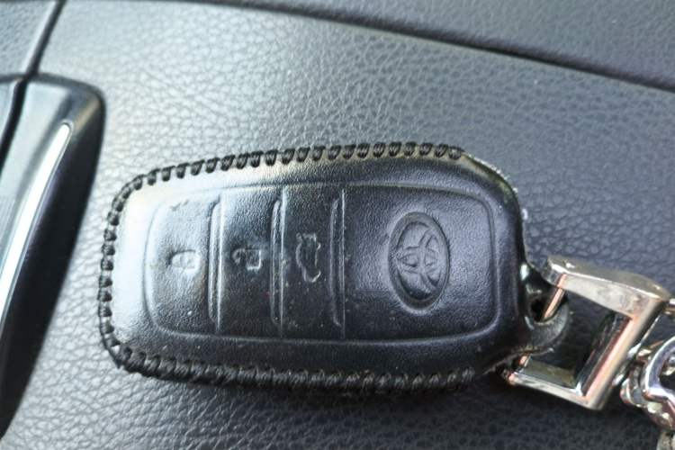 Used Toyota Highlander 2017 2.0T Four-Wheel Drive Ultimate Edition 7 Seats
