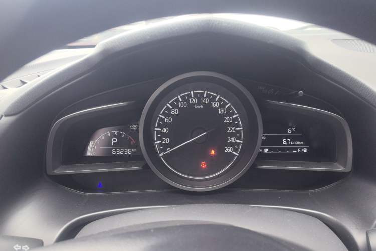 Used Mazda Mazda 3 Axela 2019 Cloud-Controlled Sedan 1.5L Automatic Luxury Model China VI Standard
