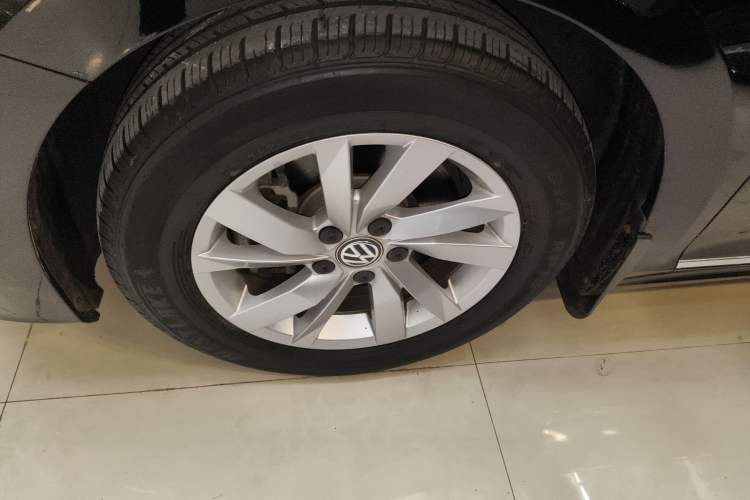 Used Volkswagen Passat 2019 280TSI Business Edition China VI