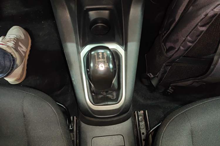 Used Peugeot 301 2016 1.6L Manual Comfort Edition
