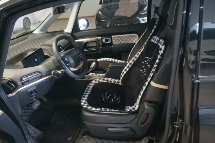 Used Baojun KiWi EV 2022 Artist Lite Edition Ternary Lithium