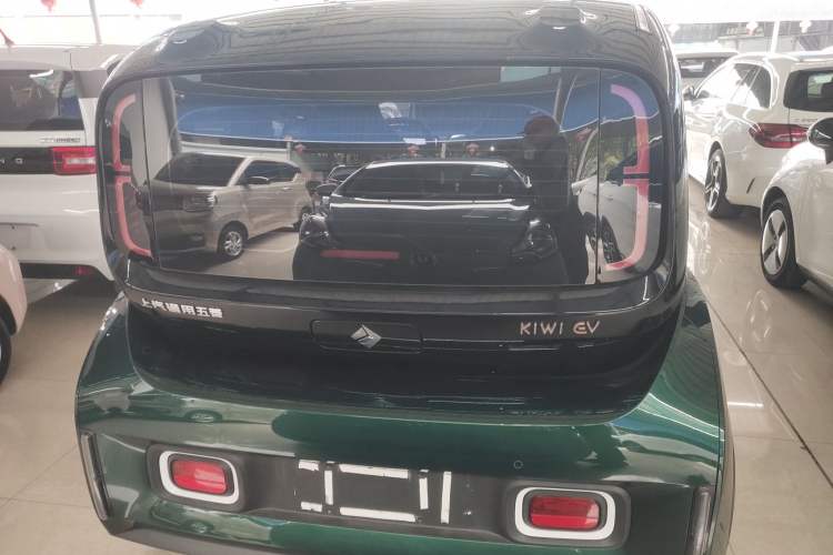 Used Baojun KiWi EV 2022 Artist Lite Edition Lithium Iron Phosphate
