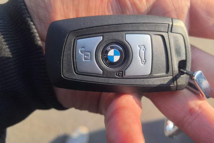 Used BMW 3 Series 2013 320i Sport Touring Edition
