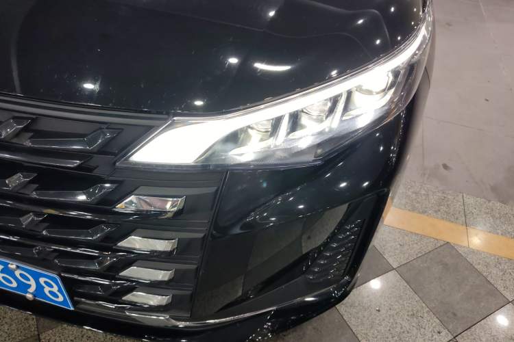 Used GAC Trumpchi M6 2023 PRO 270T DCT Luxury Edition