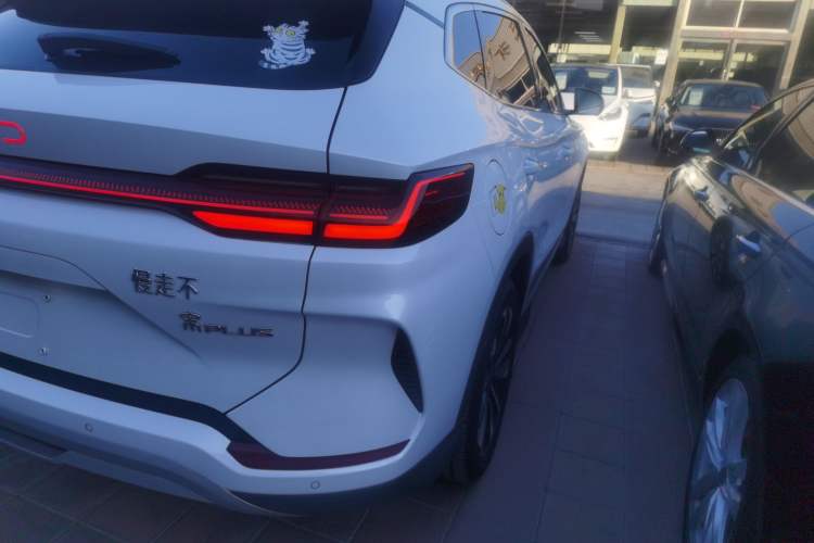 Used BYD Song PLUS New Energy 2024 Honor Edition EV 520km Premium Model
