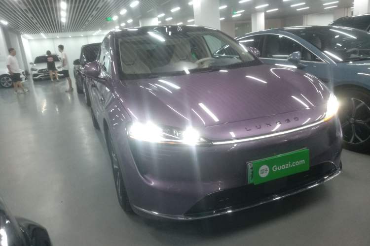 Used Hima Luxeed R7 2024 All-Electric 736 km Ultra
