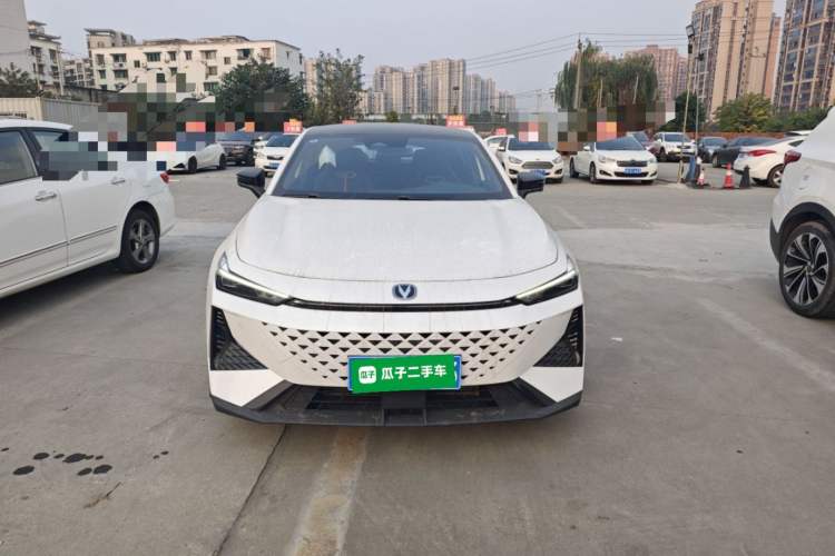 Used Changan UNI-V 2024 1.5T Prestige Edition
