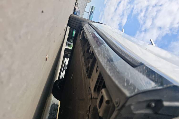 Used  HT 2023 670 Rear-Drive Ultra-High Voltage Version
