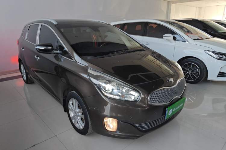 Used Kia Carens 2013 2.0L 7-Seater Automatic Luxury Version China IV Standard
