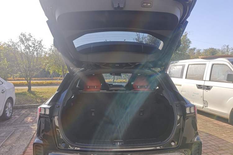 Used Lynk & Co 06 2020 1.5T JinPro model