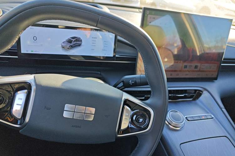 Used  E5 2024 530km Starship Edition
