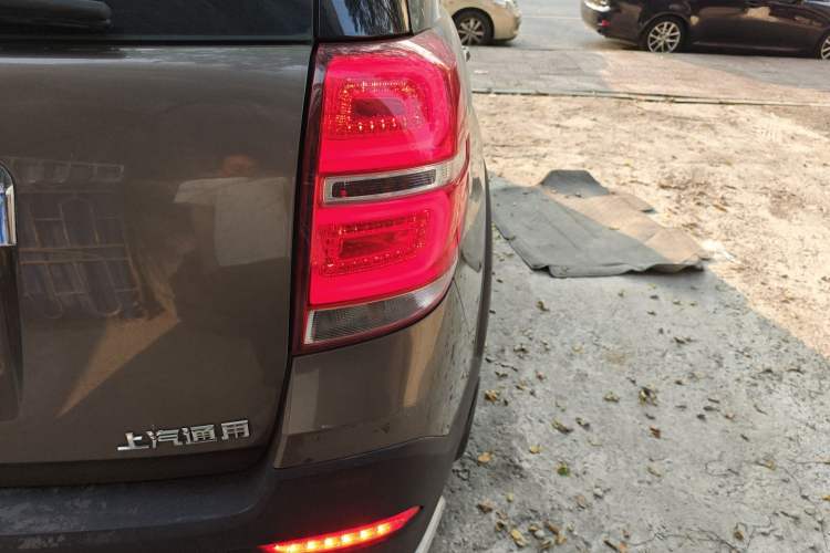 Used Chevrolet Captiva 2015 2.4L Two-Wheel Drive Urban Version 7 Seats
