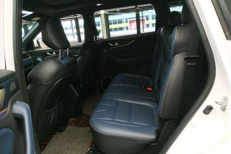 Used Oshan COS1 2018 1.5T Automatic Smart 7-Seater