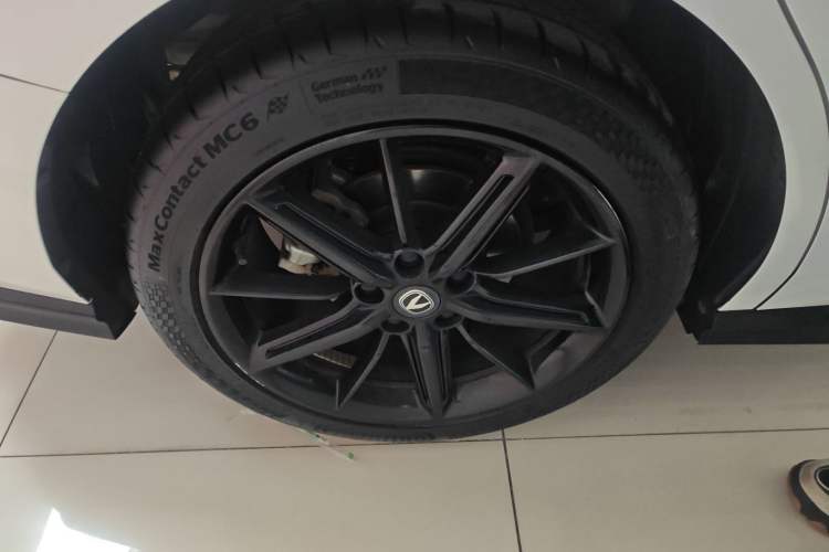 Used Changan UNI-V 2023 1.5T Prestige Model