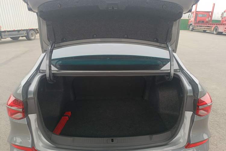 Used Chevrolet Monza 2022 Light Hybrid RS 330T Automatic Comfort Edition