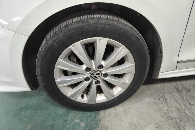 Used Volkswagen Sagitar 2016 230TSI 25th Anniversary Edition
