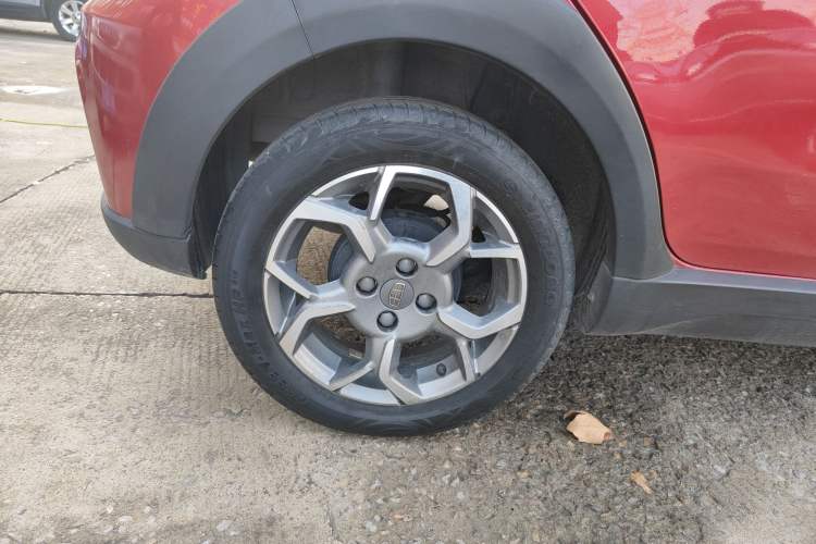 Used Geely Auto Vision X1 2017 1.3L Automatic Fun Edition
