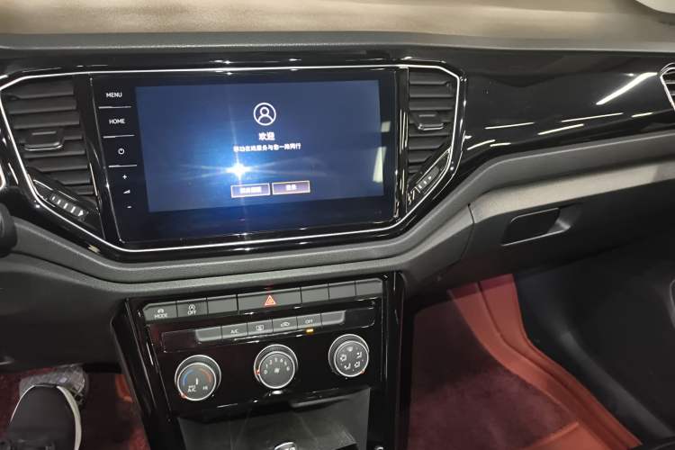 Used Volkswagen T-ROC 2021 280TSI DSG Two-Wheel Drive Comfort Connect Edition
