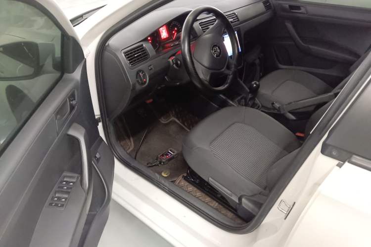 Used Volkswagen Santana 2021 1.5L Manual Fashion Edition
