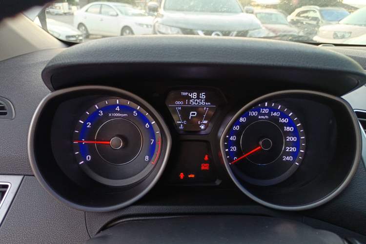 Used Hyundai Elantra 2016 1.6L Automatic Smart Version