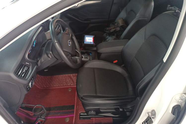 Used Ford Focus 2020 Sedan EcoBoost 180 Automatic Trend Edition
