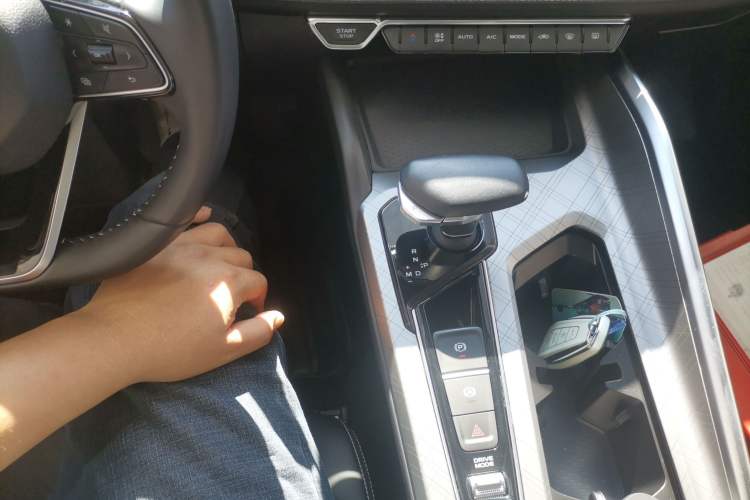 Used Geely Auto Preface 2023 2.0TD Luxury Version
