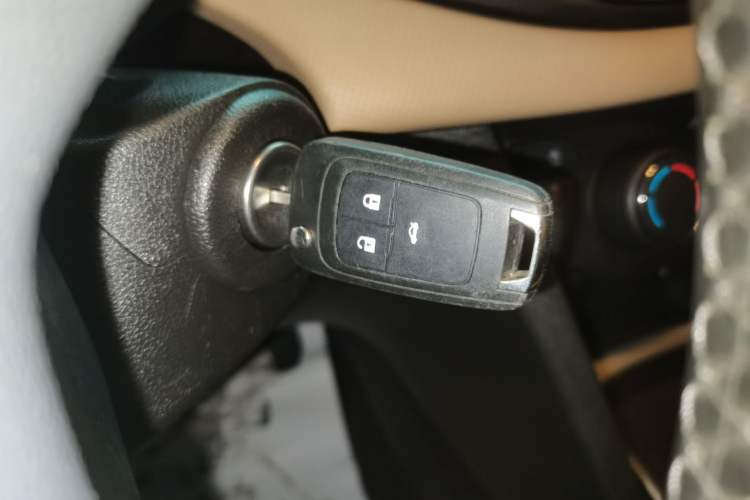 Used Chevrolet Monza 2020 320 Automatic Enjoyment Edition
