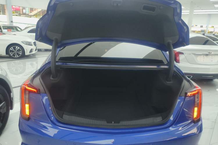 Used Cadillac CT5 2021 28T Platinum Sport Model
