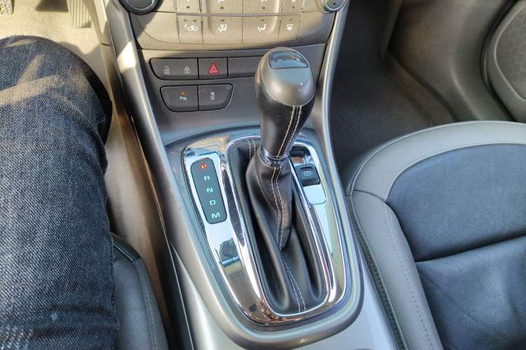 Used Chevrolet Malibu 2013 2.0L Automatic Luxury Edition